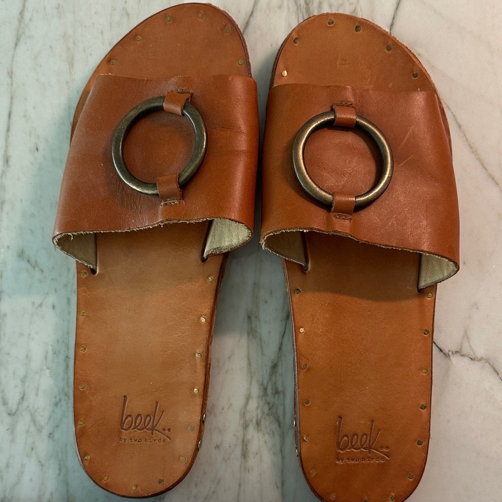 Beek Women's Brown Leather Slide Sandals with Ring Detail